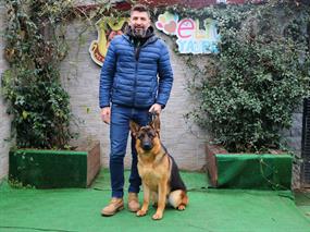 Sevgili Volkan Bey Ve Ailesine Mutlular Dileriz